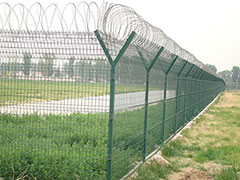 PVC COATED WIRE MESH FENCE 